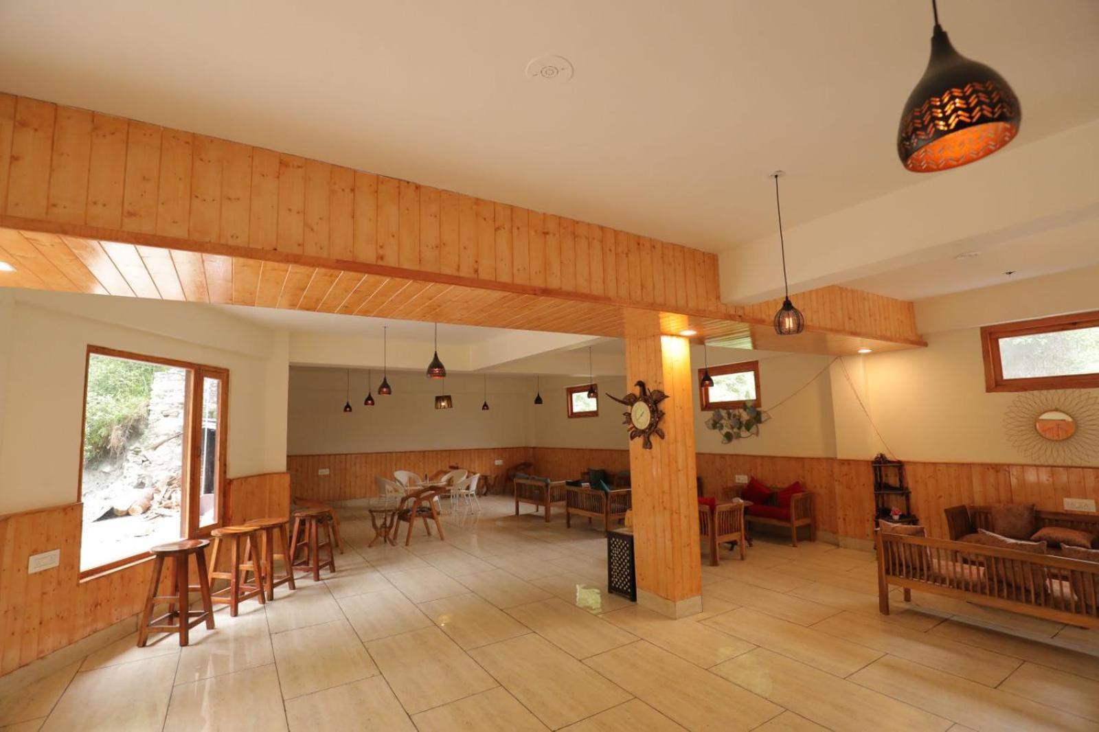 Shangri-La Rooms & Restaurant Kasol Zewnętrze zdjęcie